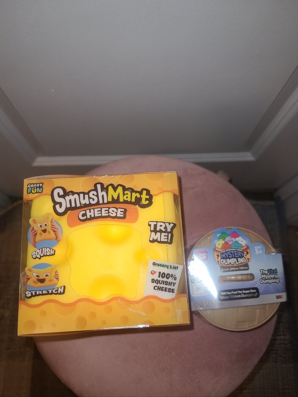 1. Viral SmushMart Squishy Toy - 1. Viral RMS Gold Shimmering Dumpling Unopened